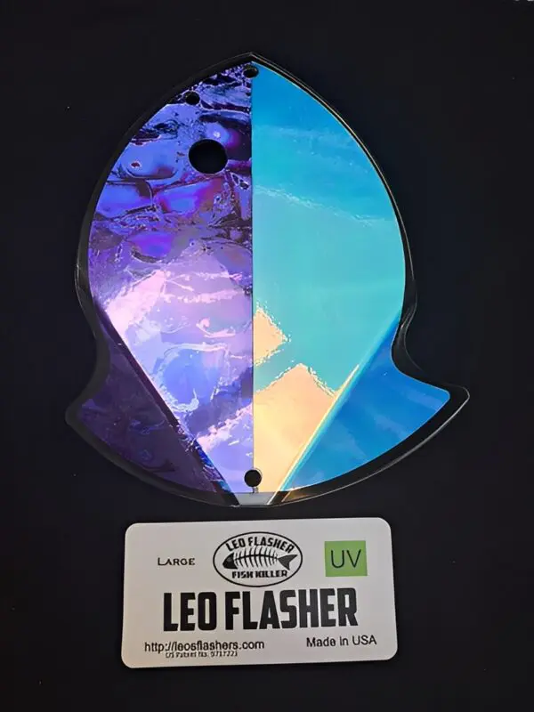 Fish-shaped Leo Flasher, purple and blue.